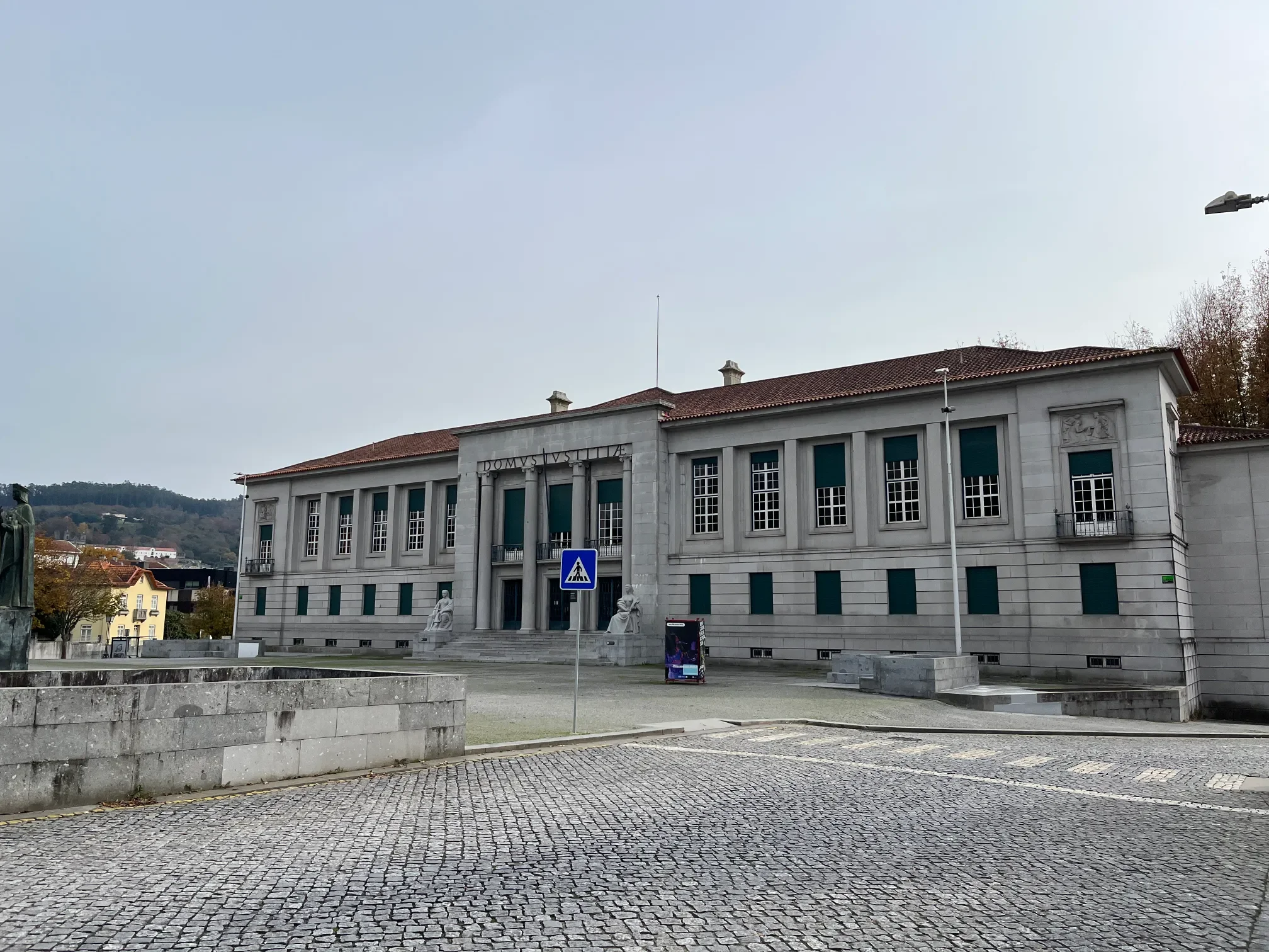 Tribunal Judicial de Guimarães - Courthouse building