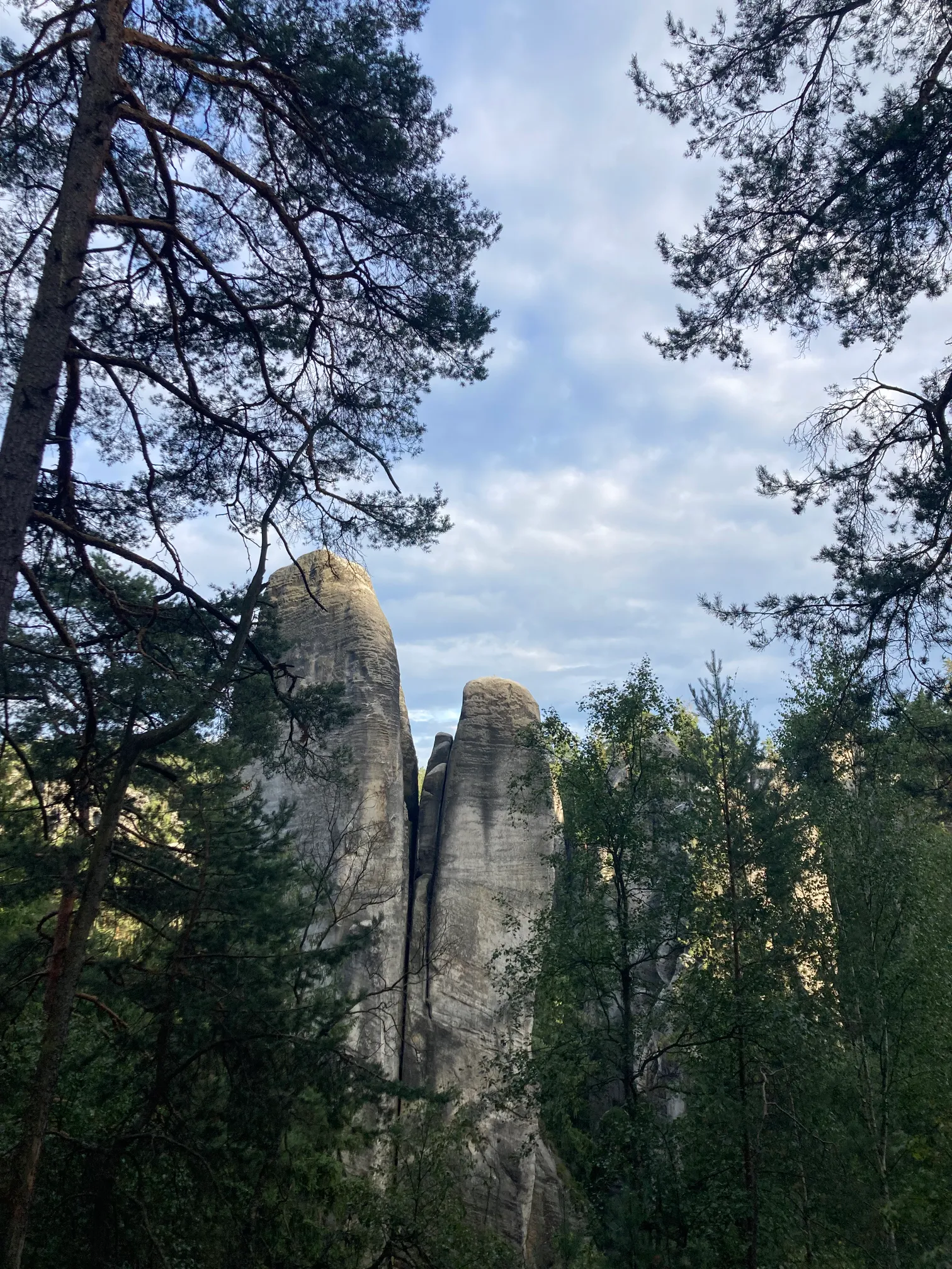 Skalne formacje w Skalicznym Mieście Adrspach