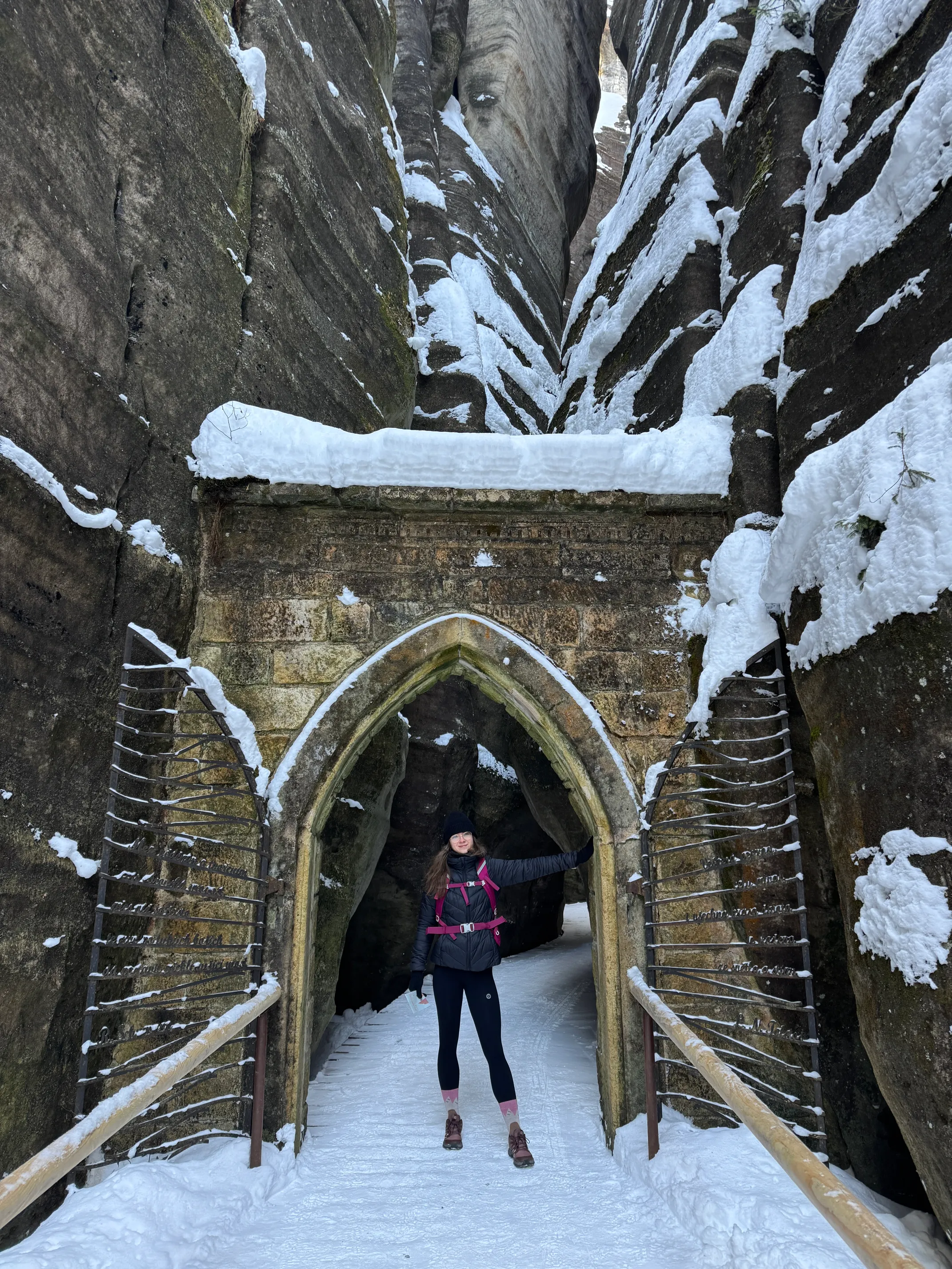 Brama gotycka w Skalicznym Mieście Adrspach