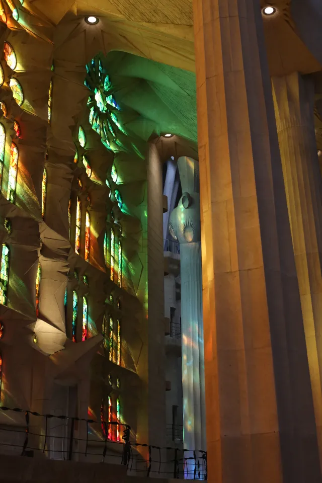 sagrada familia wnętrze