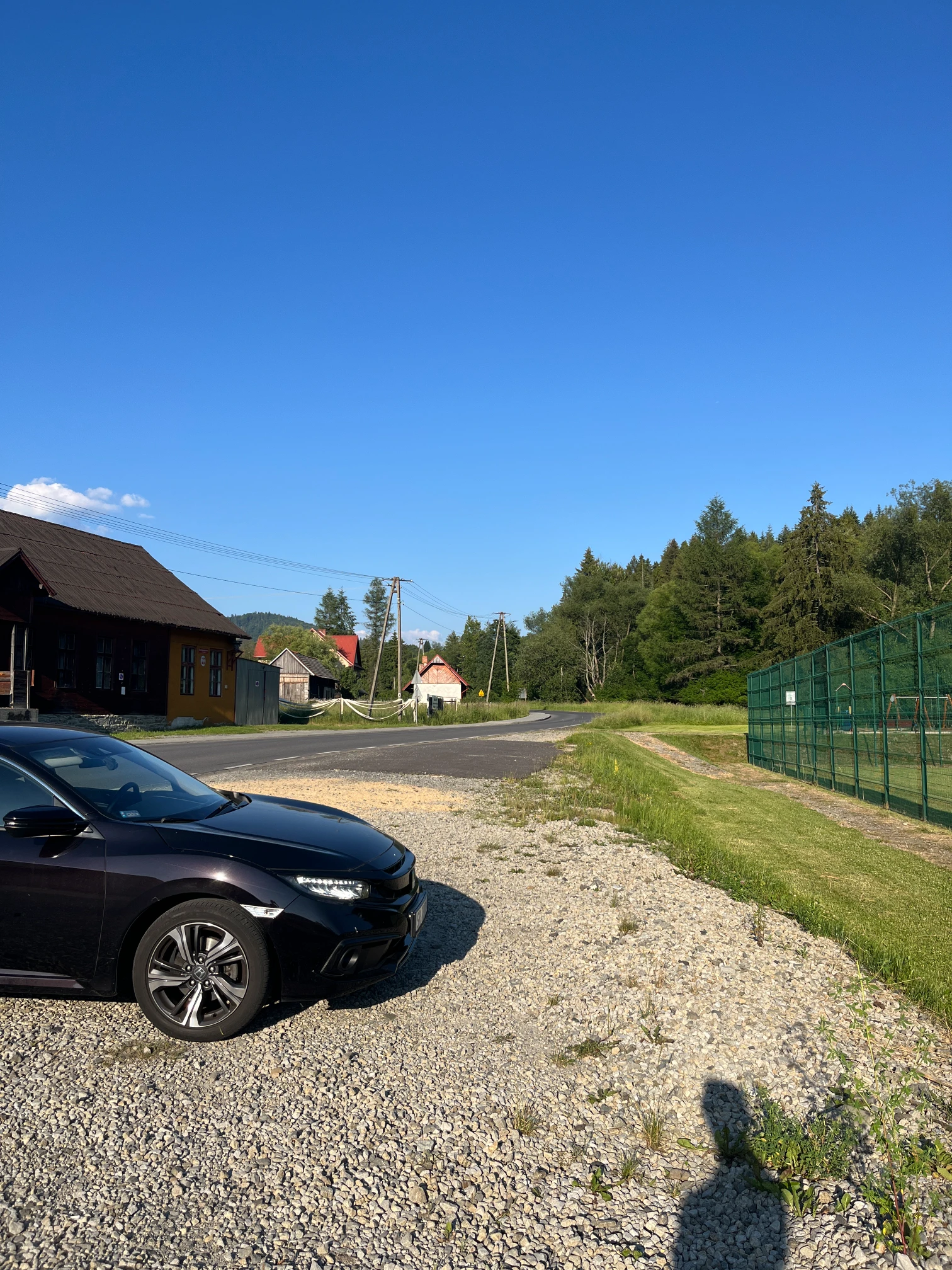 Car parked at the roadside car park in Glinka
