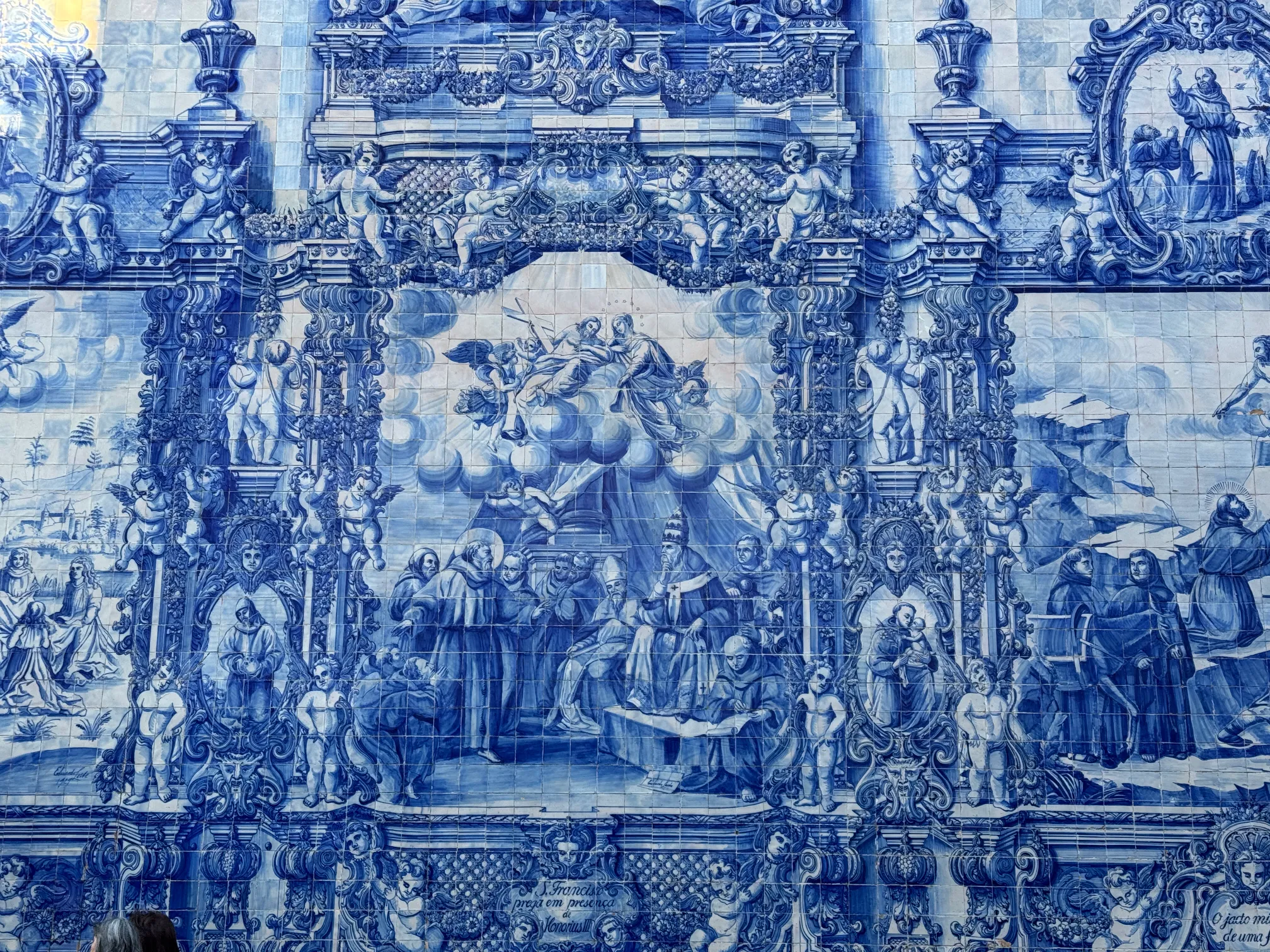 Azulejo tiles on Capela das Almas de Santa Catarina